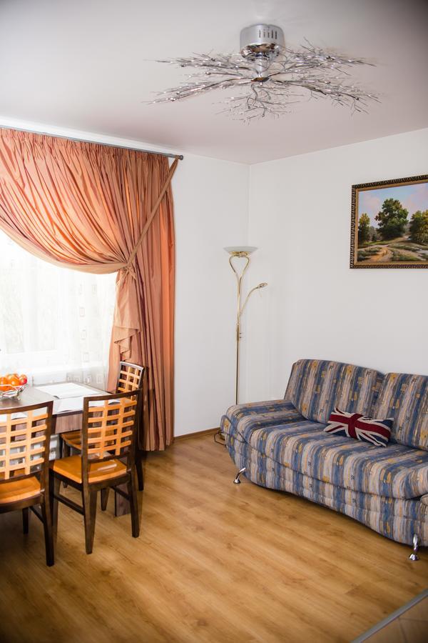 Family Hostel มินสก์ ภายนอก รูปภาพ